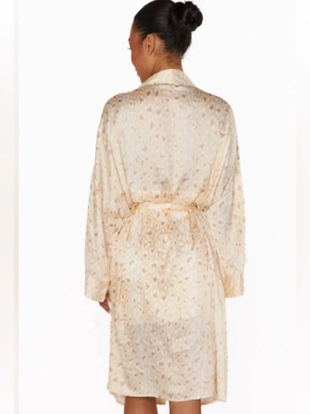 Show me your mumu leopard robe